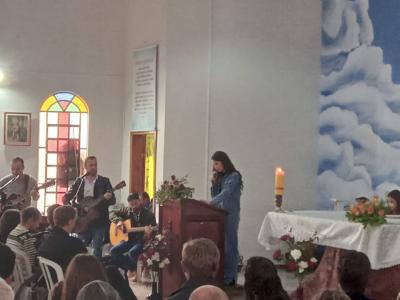 Nova Laranjeiras - Comunidade GuaraÃ­ celebra Nossa Senhora Aparecida (12/10)